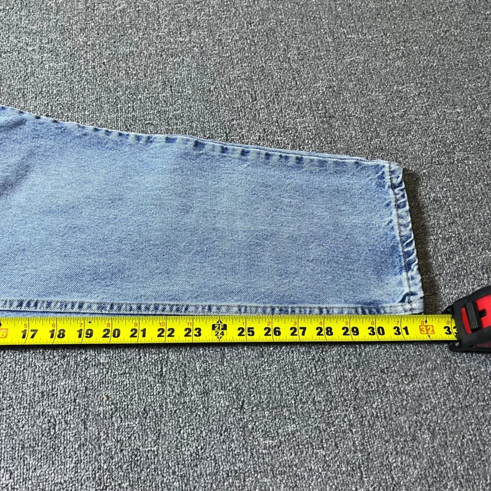 Vintage Levis 550 Relaxed Fit Tapered Leg Jeans 36x32 Blue Light Wash 90s USA